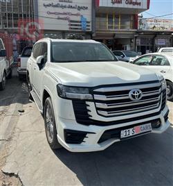 تويوتا لاندكروزر